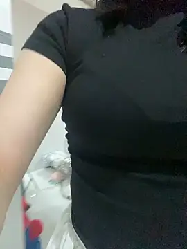 Beiiu 18 online show from 10.11.25