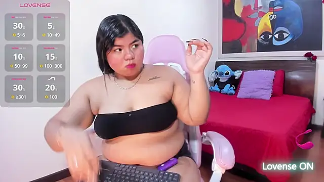 Lia Arellano online show from 10.06.25