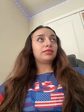 CharmingMaddie online show from 11.04.25