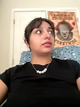 CharmingMaddie online show from 11.16.25