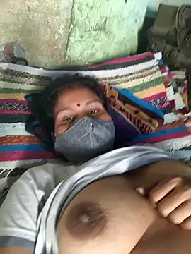 Snapshot of Love-pari077 chatting on 09.23.25 Love-pari077 online show from 09.23.25