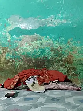 Snapshot of Love-pari077 chatting on 09.24.25 Love-pari077 online show from 09.24.25