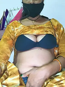 Snapshot of Love-pari077 chatting on 06.25.26 Love-pari077 online show from 06.25.26