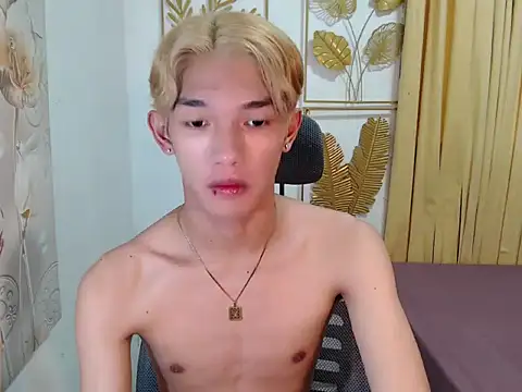 fuckerfriendsxx online show from 04.06.26