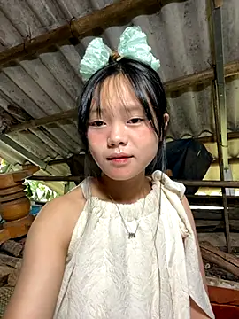 Snapshot of AdamLazis chatting on 10.09.25 AdamLazis online show from 10.09.25