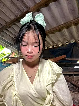 Snapshot of AdamLazis chatting on 10.20.25 AdamLazis online show from 10.20.25