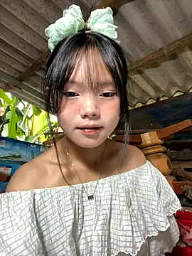 Snapshot of AdamLazis chatting on 10.26.25 AdamLazis online show from 10.26.25