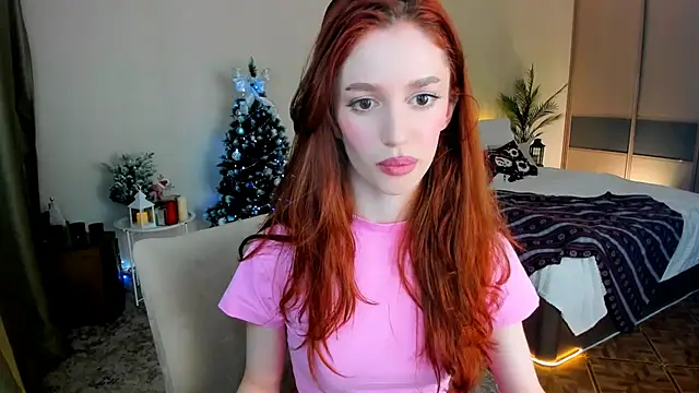 ChristinaConteeree online show from 12.15.25