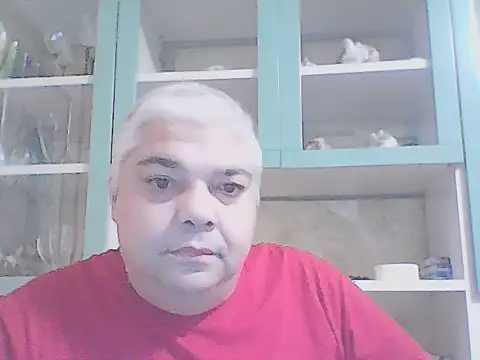 mauri5 online show from 10.31.25