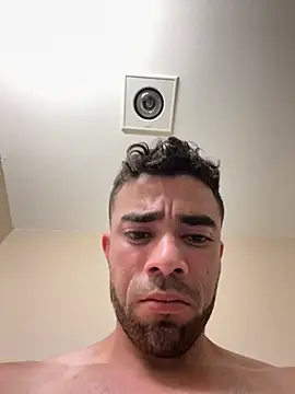 Snapshot of kelvin971011 chatting on 09.19.25 kelvin971011 online show from 09.19.25