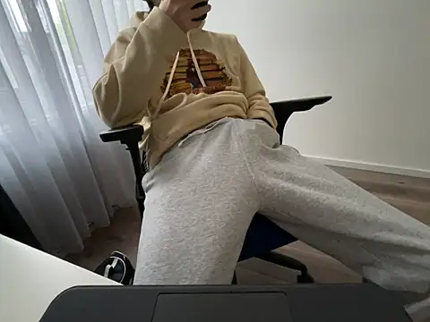 Frankieyyy1 online show from 05.03.26