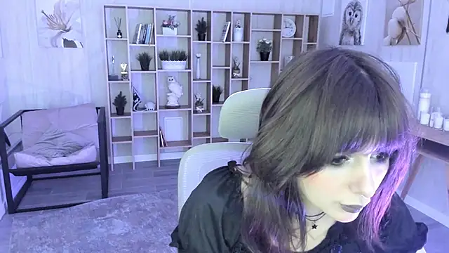 CrystallBloom online show from 10.28.25