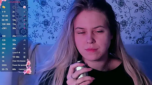 Snapshot of AngelAnty chatting on 02.01.26 AngelAnty online show from 02.01.26