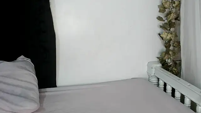 angelainparis28 online show from 09.20.25