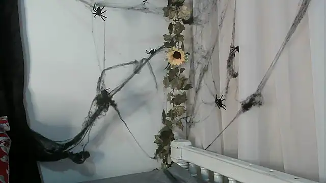 angelainparis28 online show from 10.25.25