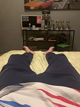 Zizibeaugoss online show from 12.21.25