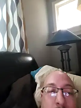 Snapshot of MEAT4urGRILL chatting on 02.18.25 MEAT4urGRILL online show from 02.18.25