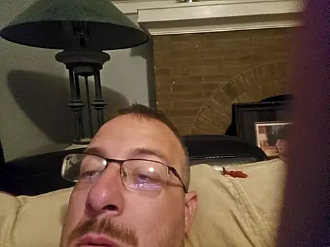 Snapshot of MEAT4urGRILL chatting on 10.02.25 MEAT4urGRILL online show from 10.02.25