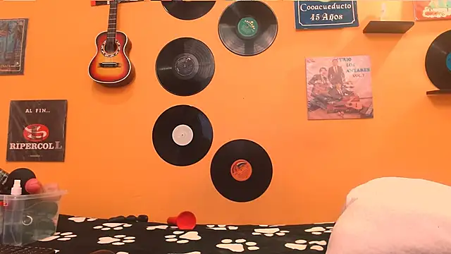 meisevil77 online show from 11.25.25