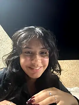 Snapshot of lynn9000 chatting on 10.19.25 lynn9000 online show from 10.19.25