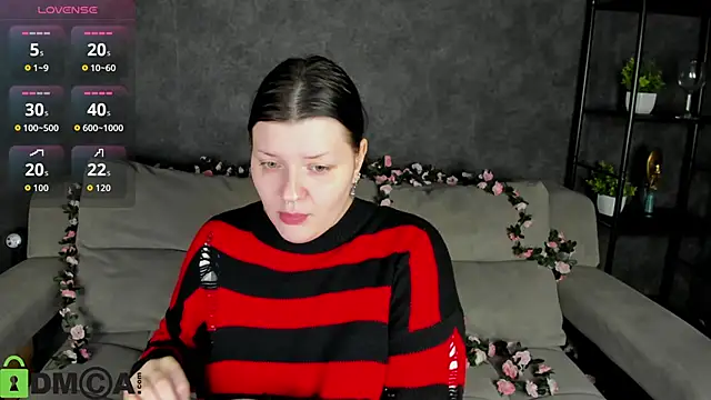 Michele Greenn online show from 11.07.25