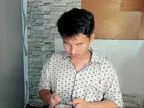 Snapshot of Adim-pinoy146 chatting on 04.29.26 Adim-pinoy146 online show from 04.29.26