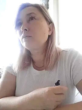 Snapshot of Xseniy chatting on 11.01.25 Xseniy online show from 11.01.25