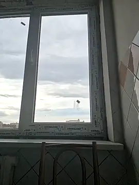 Snapshot of Xseniy chatting on 11.02.25 Xseniy online show from 11.02.25