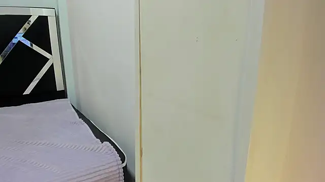 Snapshot of iisabella_noa chatting on 09.27.25 iisabella noa online show from 09.27.25