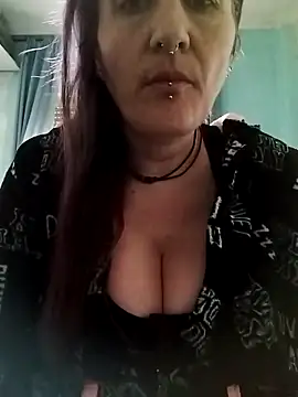 est 82 online show from 09.24.25