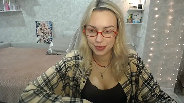 NickyAdamidi online show from 10.13.25