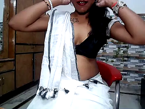 HOT AARVI11 online show from 09.29.25