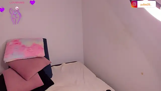 Snapshot of Brandy_brown_ chatting on 09.30.25 Brandy brown  online show from 09.30.25