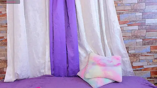 Brandy brown  online show from 04.15.26