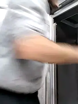 Snapshot of hotmen83 chatting on 10.31.25 hotmen83 online show from 10.31.25