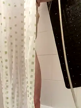 Snapshot of hotmen83 chatting on 03.29.26 hotmen83 online show from 03.29.26