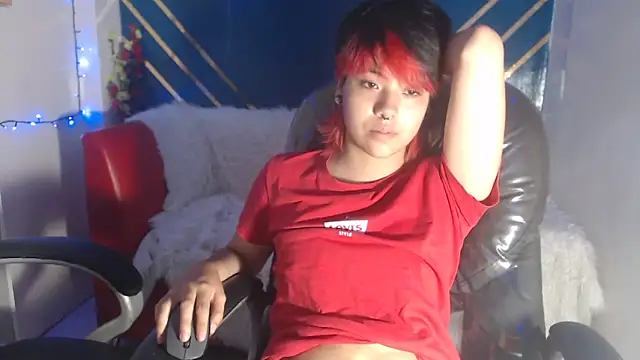 Snapshot of BJkoreanboy chatting on 09.18.25 BJkoreanboy online show from 09.18.25