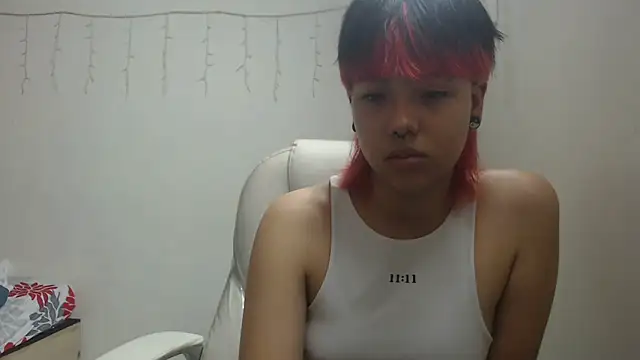 Snapshot of BJkoreanboy chatting on 10.09.25 BJkoreanboy online show from 10.09.25