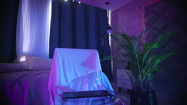 grayce blossoms 24 online show from 09.16.25