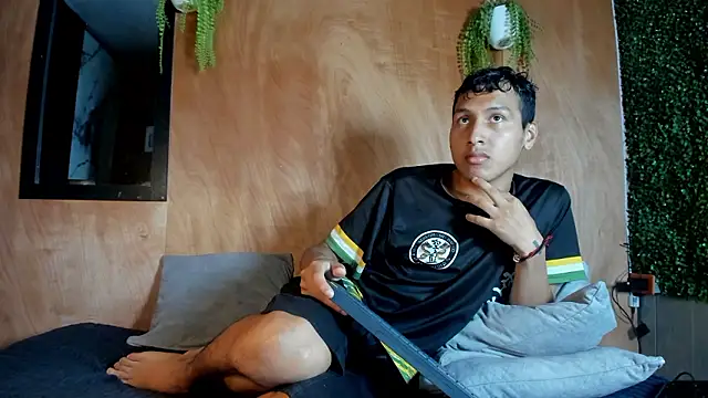 spicy adonhis online show from 03.27.26