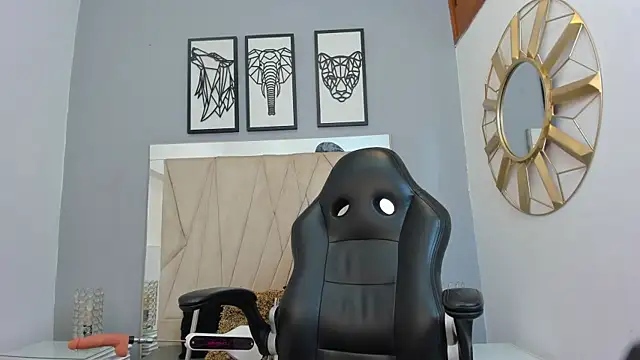 owen  johnson online show from 10.21.25