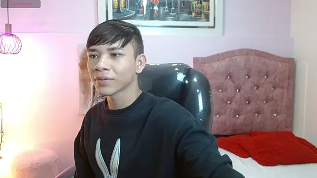 Snapshot of nathanclay chatting on 09.26.25 nathanclay online show from 09.26.25