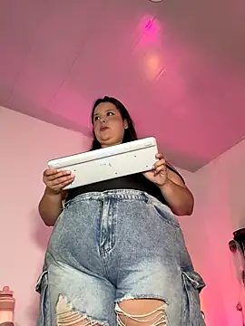 SamanthaDiamonds  online show from 10.24.25