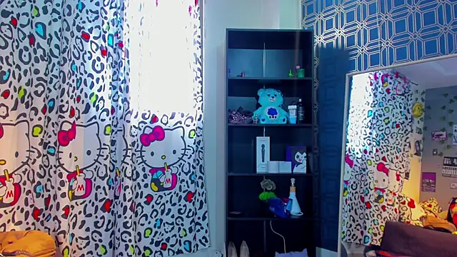 thania 777 online show from 10.31.25