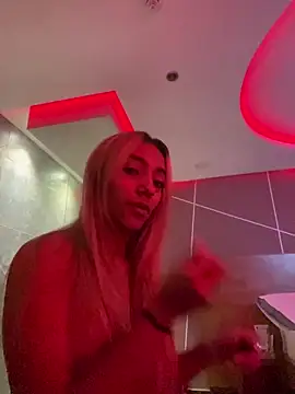 Snapshot of Cristian_blaze chatting on 09.25.25 Cristian blaze online show from 09.25.25