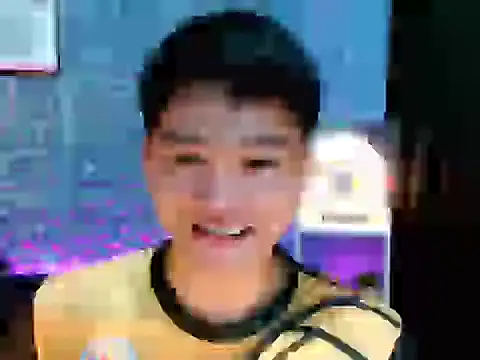 Snapshot of Mister_officer69 chatting on 12.21.25 Mister officer69 online show from 12.21.25