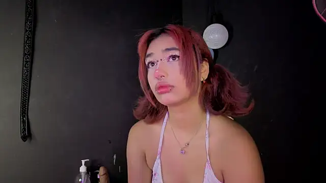 zoelight18 online show from 09.28.25