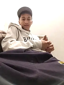 Carlos11123 online show from 10.10.25