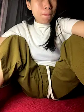 MinHiNi online show from 12.19.25