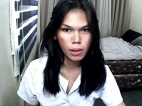 keana laux online show from 09.18.25